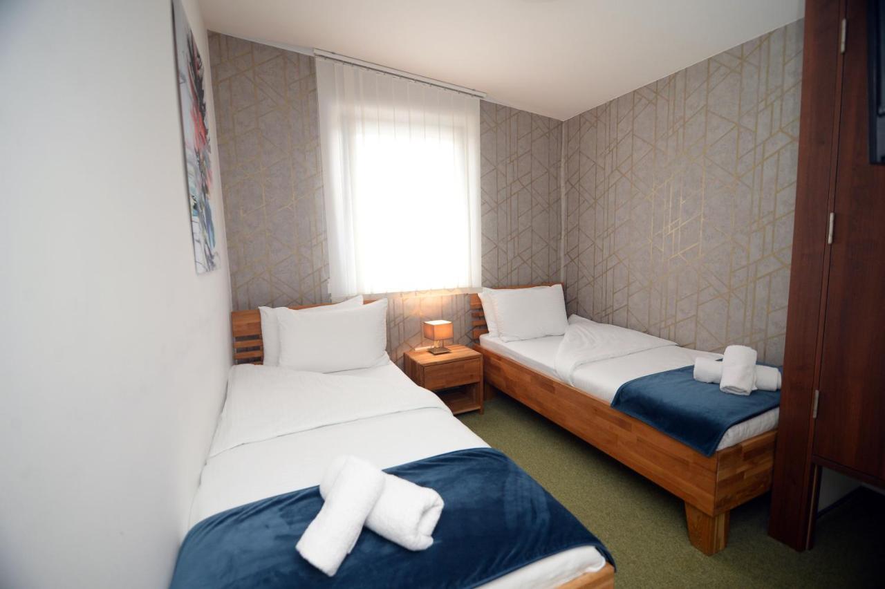 Apartmani Carolija Lucani Exterior photo